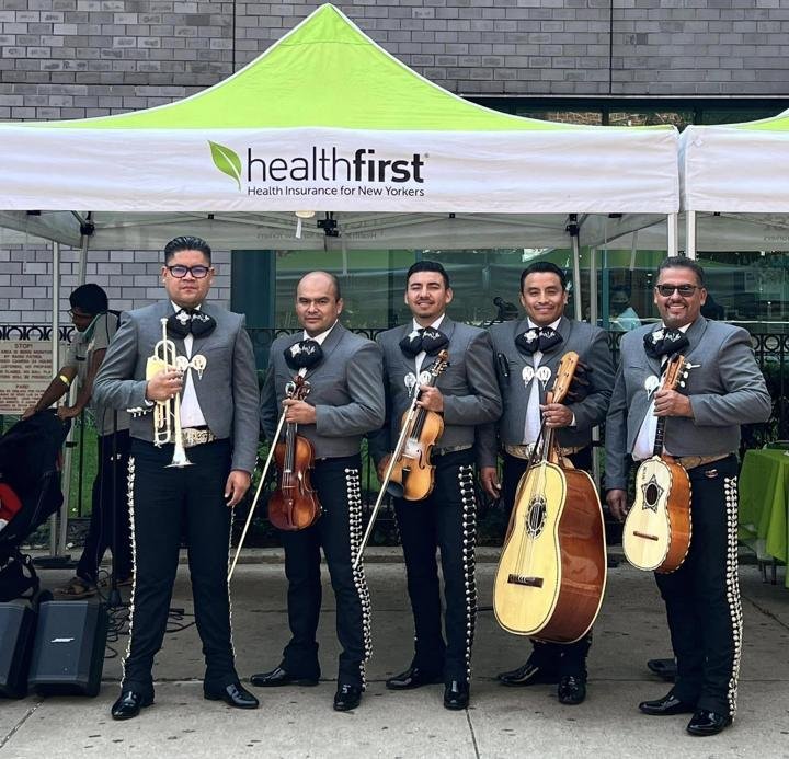 Mariachi Voz de México: Feria de salud en la comunidad