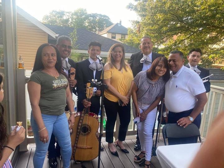 Mariachi Voz de México: Fiesta en la terraza